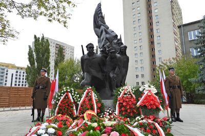 Odsłonięcie i poświęcenie pomnika Żołnierzy Batalionów Chłopskich i Ludowego Związku Kobiet – Warszawa, 8 października 2019. Fot. Mateusz Niegowski (IPN)