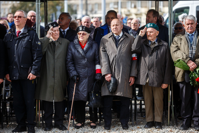 Odsłonięcie i poświęcenie pomnika Żołnierzy Batalionów Chłopskich i Ludowego Związku Kobiet – Warszawa, 8 października 2019. Fot. Sławek Kasper (IPN)