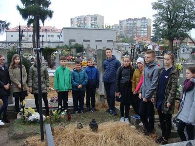 Przy grobie Mikołaja Taczałowa