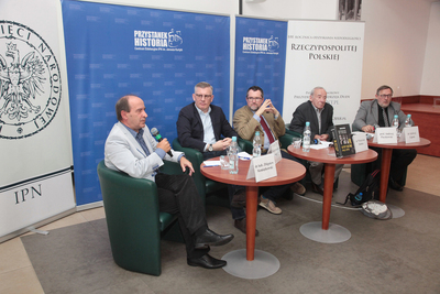 Dyskusja wokół książki Władysława Bułhaka „Wywiad PRL a Watykan 1962–1978” – Warszawa, 16 października 2019. Fot. Piotr Życieński (IPN)