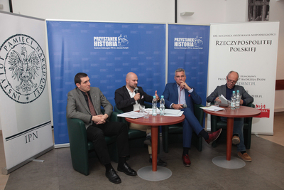 Spotkanie z cyklu „Tajemnice bezpieki” o Jolancie i Andrzeju Gontarczykach vel Lange – Warszawa, 18 października 2019. Fot. Piotr Życieński (IPN)