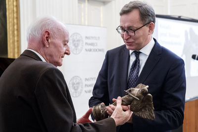 Ks. Roman Dzwonkowski i prezes IPN Jarosław Szarek – Warszawa, 22 października 2019. Fot. Sławek Kasper (IPN)