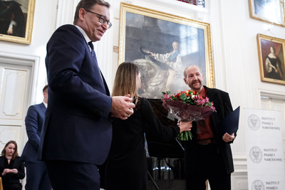 Wyróżnienie za twórczość literacką inspirowaną losami Kresów Wschodnich Rzeczypospolitej otrzymał Wiesław Helak – Warszawa, 22 października 2019. Fot. Sławek Kasper (IPN)