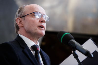 Fragmenty utworów literackich czytał Piotr Bajor – Warszawa, 22 października 2019. Fot. Sławek Kasper (IPN)