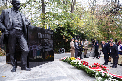 Odsłonięcie pomnika Wojciecha Korfantego w Warszawie – 25 października 2019. Fot. Sławek Kasper (IPN)