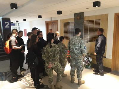 Wizyta uczniów z klas mundurowych w Komendzie Głównej Policji w Warszawie – 19 listopada 2019. Fot. Mateusz Marek (IPN)