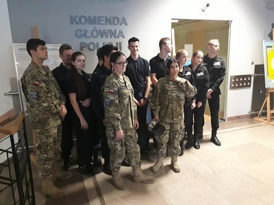 Wizyta uczniów z klas mundurowych w Komendzie Głównej Policji w Warszawie – 19 listopada 2019. Fot. Mateusz Marek (IPN)