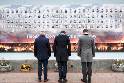 Przedstawiciele IPN oraz ambasador RP w Kijowie uczcili pamięć ofiar Rewolucji Godności 2013/2014 – Kijów, 21 listopada 2019. Fot. sk (IPN)