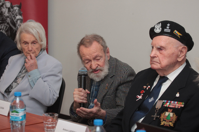 Prezentacja książki „Jedno z moich imion brzmi życie – rozmowy z tymi, którzy przetrwali piekło wojny” – Warszawa, 25 listopada 2019. Fot. Piotr Życieński (IPN)