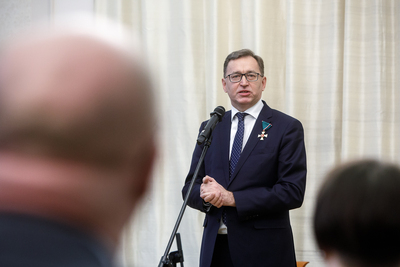 Prezes Instytutu Pamięci Narodowej Jarosław Szarek podczas uroczystości w Ambasadzie Węgier w Polsce – Warszawa, 6 grudnia 2019. Fot. Fot. Sławek Kasper (IPN)