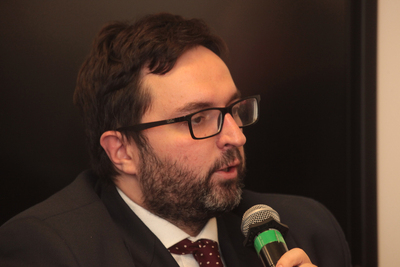 Dr Rafał Łatka podczas dyskusji wokół książki „Prymas Wyszyński a Niepodległa. Naród – patriotyzm – państwo w nauczaniu Prymasa Tysiąclecia” – Warszawa, 11 grudnia 2019. Fot. Piotr Życieński (IPN)