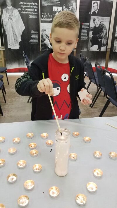 Wieczór pamięci o ofiarach stanu wojennego w Polskiej Fundacji Kulturalnej w Clark, NJ – 13 grudnia 2019. Fot. Stowarzyszenie Pamięć