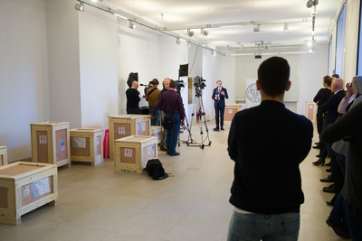 Publiczne otwarcie skrzyń z rzeźbami Samuela Willenberga – 15 stycznia 2020. Fot. Sławek Kasper (IPN)