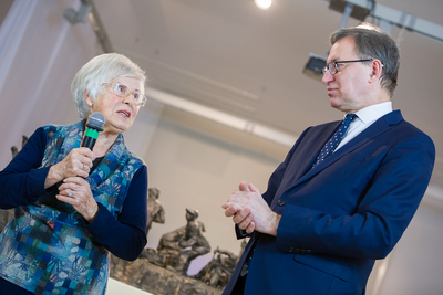 Ada Krystyna Willenberg i Jarosław Szarek, prezes IPN podczas konferencji prasowej poprzedzającej otwarcie wystawy – Warszawa, 28 stycznia 2020. Fot. Sławek Kasper (IPN)