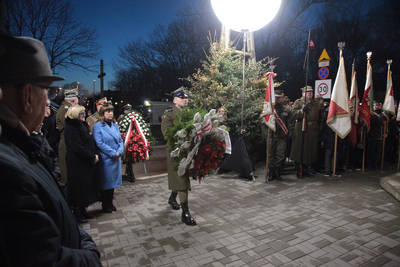 Uroczystości w hołdzie ofiarom represji komunistycznych przetrzymywanym i torturowanym w Willi Jasny Dom – Warszawa, 27 lutego 2020. Fot. Piotr Życieński (IPN)