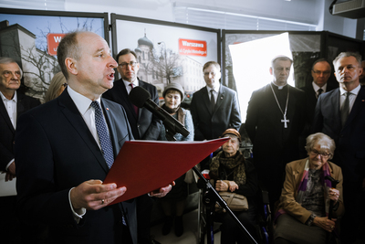 Podczas otwarcia Izby Pamięci IPN przesłanie Prezydenta RP Andrzeja Dudy odczytał minister Wojciech Kolarski – Warszawa, 28 lutego 2020. Fot. Sławek Kasper (IPN)