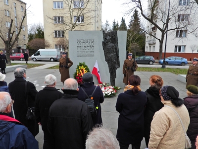 Złożenie kwiatów pod pomnikiem rtm. Witolda Pileckiego – Warszawa, 29 lutego 2020. Fot. M.Niegowski/IPN