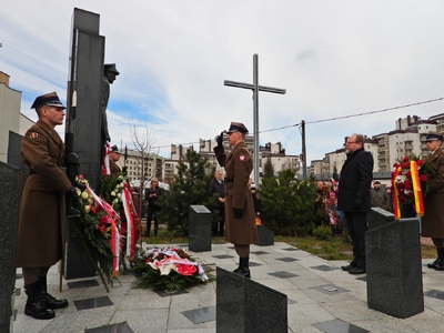 Wieniec w imieniu Instytutu Pamięci Narodowej złożył Adam Siwek, dyrektor Biura Upamiętniania Walk i Męczeństwa IPN – 1 marca 2020. Fot. M.Niegowski/IPN