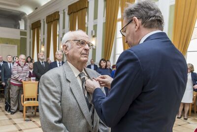 Uroczystość wręczenia Krzyży Wolności i Solidarności zasłużonym działaczom opozycji antykomunistycznej – Warszawa, 4 marca 2020. Fot. Katarzyna Adamów (IPN)