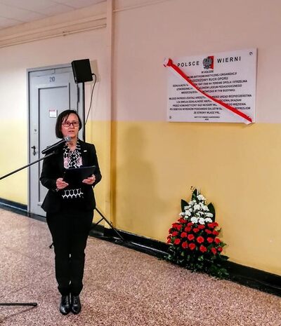 Odsłonięcie tablicy poświęconej organizacji Młodzieżowy Ruch Oporu w budynku Wydziału Elektrotechniki i Automatyki Politechniki Opolskiej – 10 marca 2020