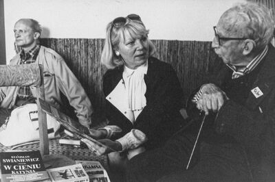 Jerzy Swianiewicz, Bożena Mamontowicz-Łojek, Stanisław Swianiewicz. Warszawa 1990 r. Fot. Zbiory prywatne Marii Swianiewicz-Nagięć