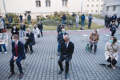 Uroczystości w 72. rocznicę śmierci rotmistrza Witolda Pileckiego w Muzeum Żołnierzy Wyklętych i Więźniów Politycznych PRL przy ul. Rakowieckiej w Warszawie – 25 maja 2020. Fot. Sławek Kasper (IPN)