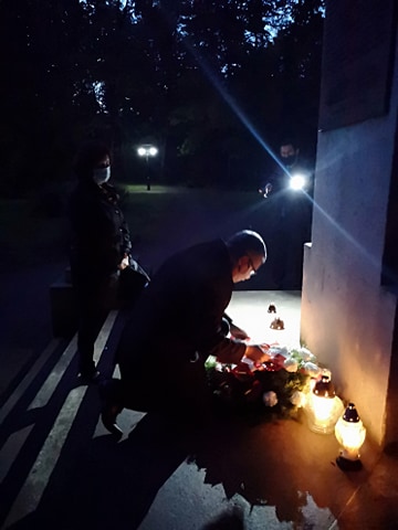 Uroczystość przy tablicy pamięci rtm. Witolda Pileckiego w parku jego imienia, przy ul. 3 Maja w Zabrzu – 25 maja 2020