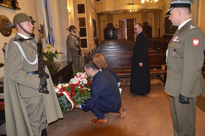 Przy grobie gen. Józefa Hallera w Krakowie – 4 czerwca 2020. Fot. Janusz Ślęzak (IPN)