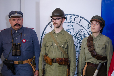 Rekonstruktorzy z Grupy Historycznej „Zgrupowanie Radosław” – 17 czerwca 2020. Fot. Sławek Kasper (IPN)