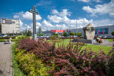 44. rocznica protestów w Ursusie – pomnik Robotników Czerwca 1976 – Ursus, 25 czerwca 2020. Fot. Sławek Kasper (IPN)