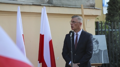 Uroczystość odsłonięcia tablicy poświęconej Halinie Konopackiej i płk. dypl. Ignacemu Matuszewskiemu – Warszawa, 14 sierpnia 2020. Fot. Mateusz Niegowski (IPN)