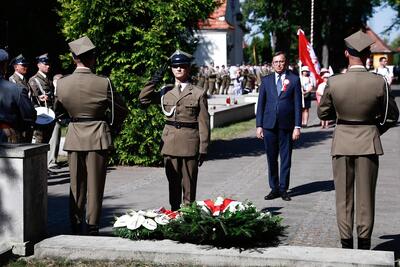 Prezes IPN Jarosław Szarek na uroczystościach w 100. rocznicę Bitwy Warszawskiej 1920 – Radzymin, 16 sierpnia 2020