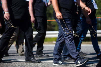 Procesja różańcowa do Sanktuarium św. Jana Pawła II – Radzymin, 16 sierpnia 2020. Fot. Sławek Kasper (IPN)