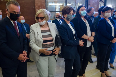 Otwarcie wystawy „Spojrzeć ludziom prosto w oczy… W 90. rocznicę urodzin Jana Olszewskiego” – Warszawa, 20 sierpnia 2020. Fot. Sławek Kasper (IPN)