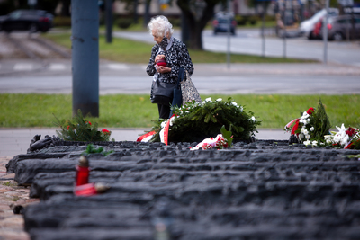 Odsłonięcie tablicy upamiętniającej Wojciecha Ziembińskiego – Warszawa, 17 września 2020. Fot. Sławek Kasper (IPN)