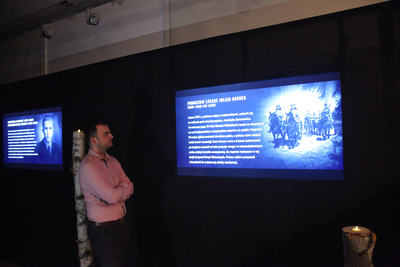 Konrad Starczewski, naczelnik Wydziału notacji i opracowań multimedialnych BEN IPN. Otwarcie wystawy „20 – 40 – 20” – Warszawa, 17 września 2020. Fot. Piotr Życieński (IPN)