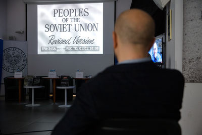 Dyskusja wokół książki „»Najbardziej tajemniczy kraj świata«. Związek Sowiecki w fotografiach i tekstach Juliena H. Bryana 1930–1959” – Warszawa, 28 września 2020. Fot. Sławek Kasper (IPN)