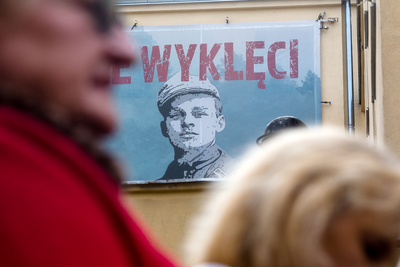 Odsłonięcie tablicy upamiętniającej Kornela Morawieckiego oraz innych członków „Solidarności Walczącej – Warszawa, 30 września 2020. Fot. Sławek Kasper (IPN)