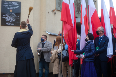 Odsłonięcie tablicy upamiętniającej Kornela Morawieckiego oraz innych członków „Solidarności Walczącej – Warszawa, 30 września 2020. Fot. Sławek Kasper (IPN)