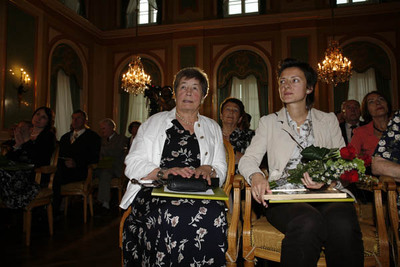 Z lewej: Ewa Beynar-Czeczot