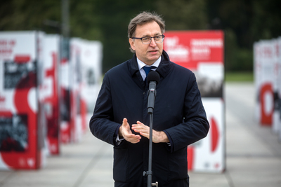 Uczestnicy Sierpnia ’80 na uroczystym zamknięciu wystawy „Tu rodziła się Solidarność” – Warszawa, 16 października 2020. Fot. Sławek Kasper (IPN)