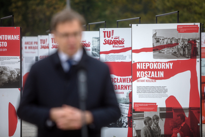 Uczestnicy Sierpnia ’80 na uroczystym zamknięciu wystawy „Tu rodziła się Solidarność” – Warszawa, 16 października 2020. Fot. Sławek Kasper (IPN)