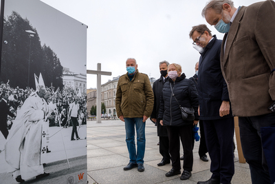 Uczestnicy Sierpnia ’80 na uroczystym zamknięciu wystawy „Tu rodziła się Solidarność” – Warszawa, 16 października 2020. Fot. Sławek Kasper (IPN)
