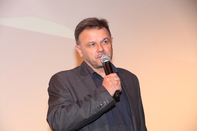 Adam Hlebowicz, dyrektor BEN podczas dyskusji „Historia i totalitaryzmy we współczesnej kinematografii” – MFFoTEK, 22 października 2020. Fot. Piotr Życieński (IPN)