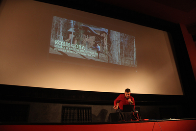 „Autostopem po byłym ZSRS” – spotkanie z podróżnikiem Michałem Paterem podczas MFFoTEK – 24 października 2020. Fot. Piotr Życieński (IPN)