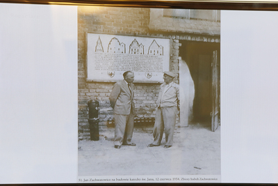 Wykład dr. hab. Piotra Majewskiego o Janie Zachwatowiczu i konserwatorach zabytków z cyklu „Polskie miasta wobec totalitaryzmów” – 29 listopada 2020. Fot. Piotr Życieński (IPN)