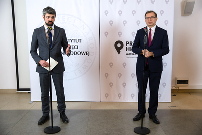 Briefing prezesa IPN dr. Jarosława Szarka i dyrektora Ukraińskiego Instytutu Pamięci Narodowej dr. Antona Drobowycza – 3 grudnia 2020. Fot. Sławek Kasper (IPN)