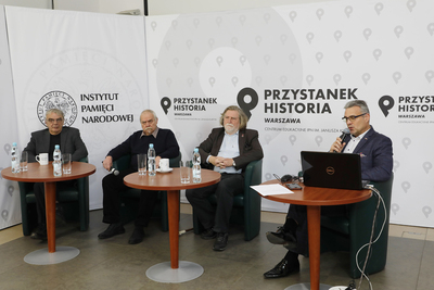 Dyskusja „Kontrwywiad SB vs. Grupy Oporu »Solidarni«: mjr Marian Pękalski vel Kotarski – studium przypadku” z cyklu „Tajemnice bezpieki”. Fot. Piotr Życieński (IPN)