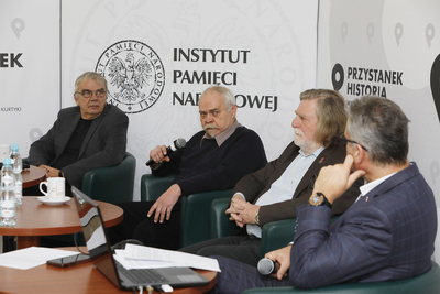 Dyskusja „Kontrwywiad SB vs. Grupy Oporu »Solidarni«: mjr Marian Pękalski vel Kotarski – studium przypadku” z cyklu „Tajemnice bezpieki”. Fot. Piotr Życieński (IPN)