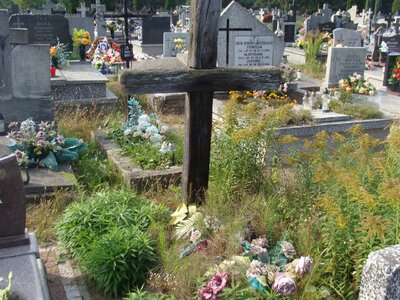 Grób Wacława Ciecierskiego przed remontem